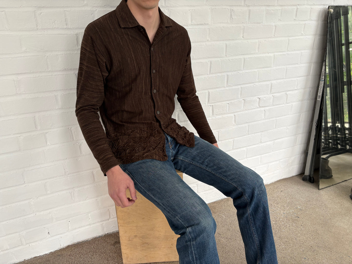 Hai Sporting Gear Embroidered Swirlies Button Up