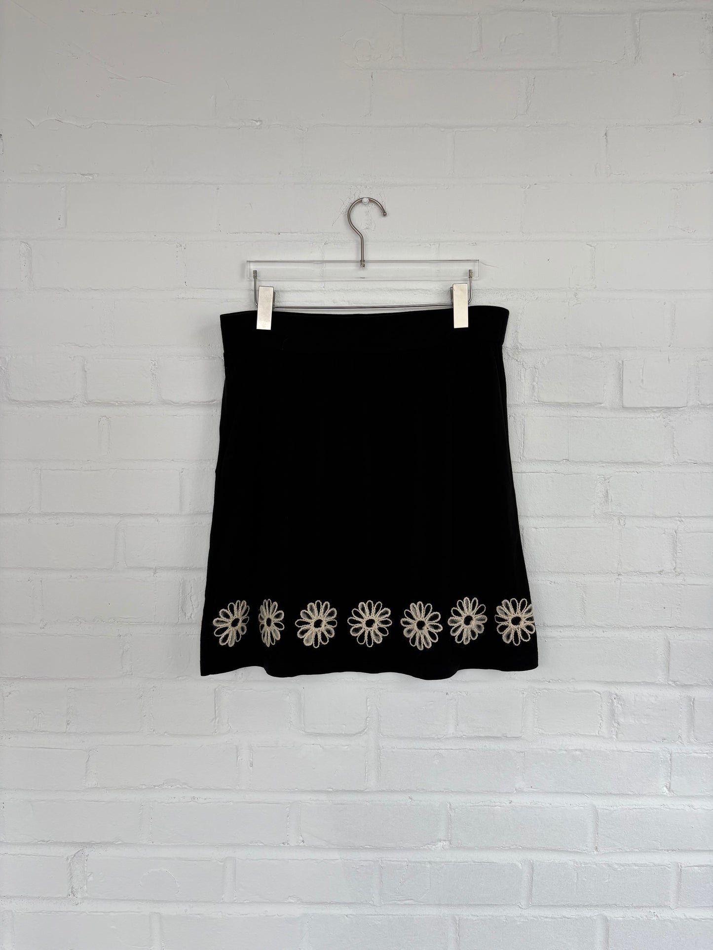 Agnés B Wool Blend Embroidered Flower Skirt
